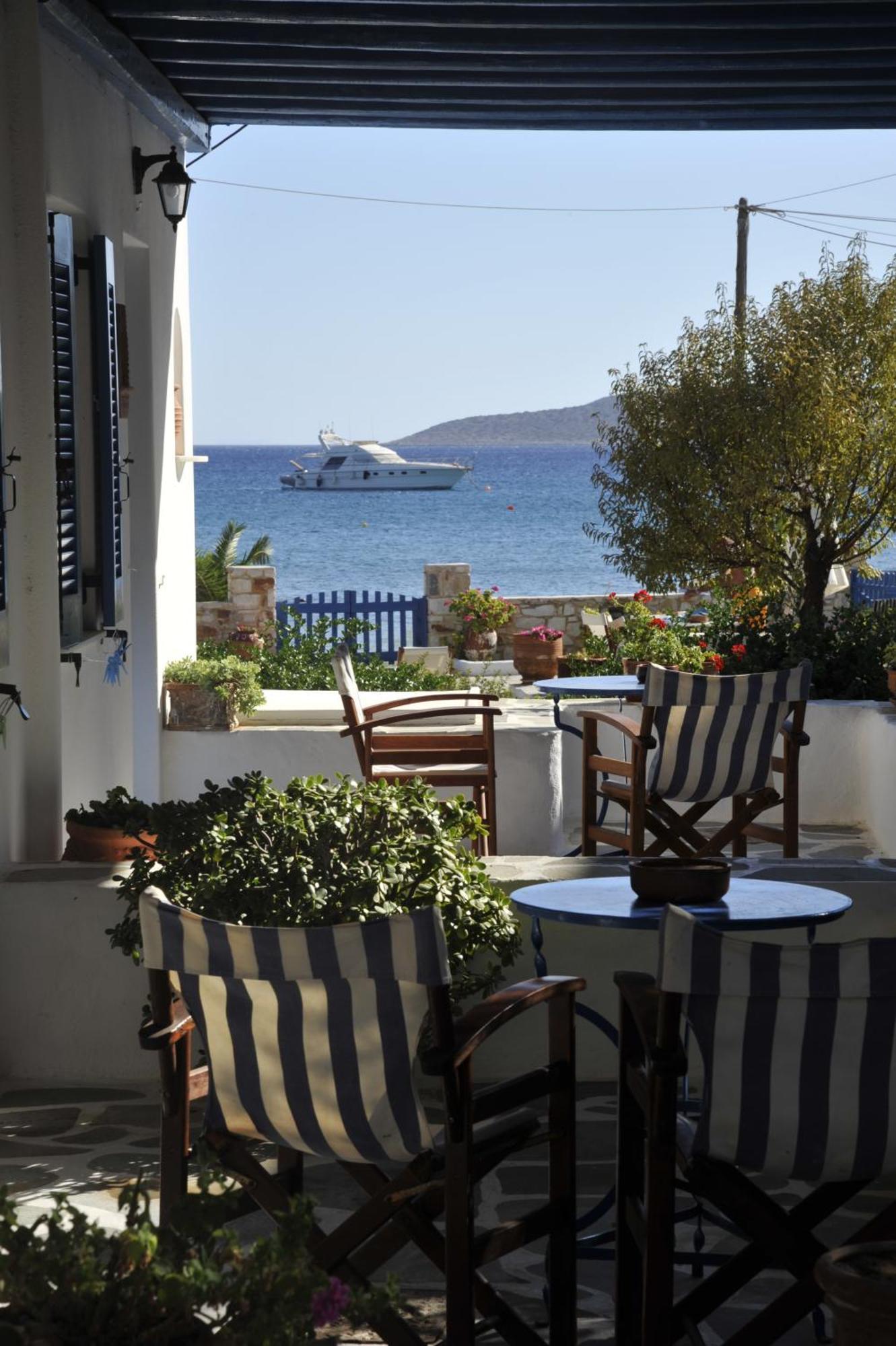George'S Beach Studios Алики Экстерьер фото