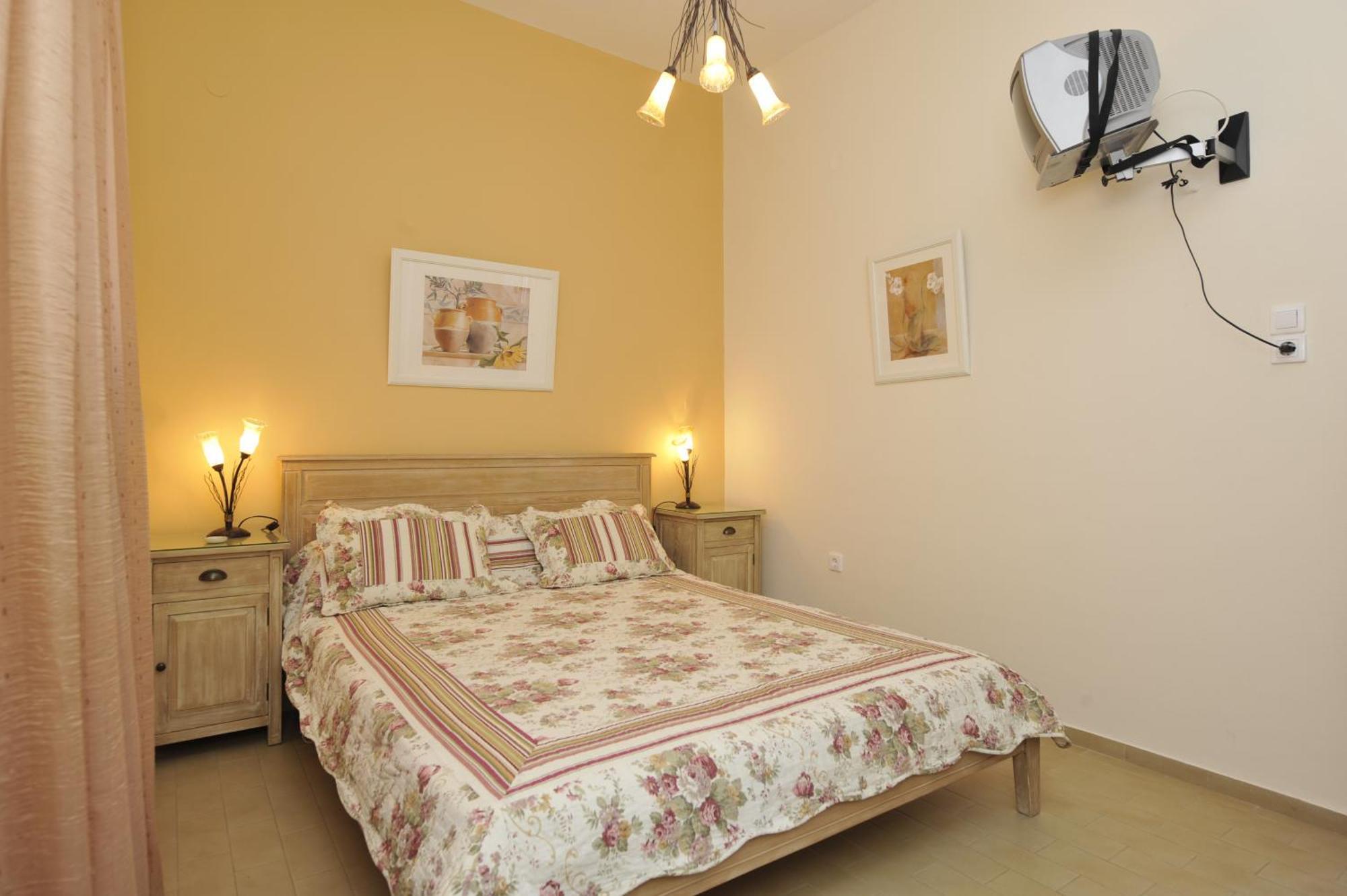 George'S Beach Studios Алики Экстерьер фото