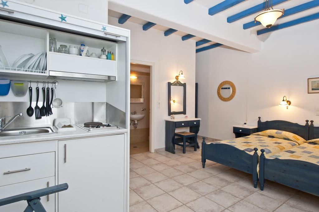 George'S Beach Studios Алики Экстерьер фото